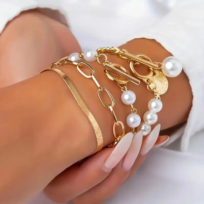 Lot de bracelets en perles superposées luxueux