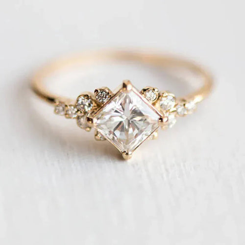 Karen - Bague Élégante de Reine Delysienne