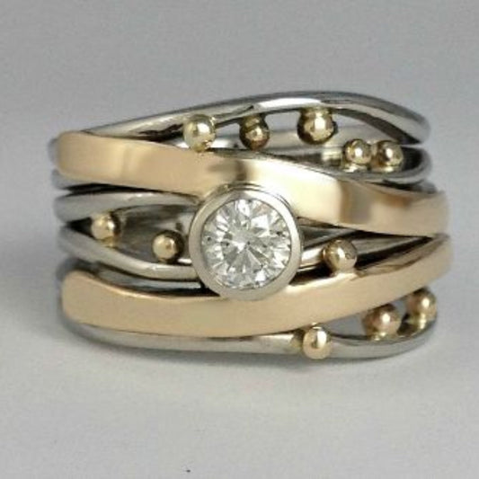 Bague vintage en or avec intarsia et zirconia