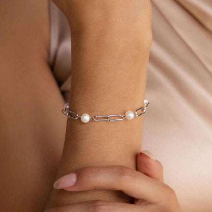 Bracelet en perles et chaîne raffiné