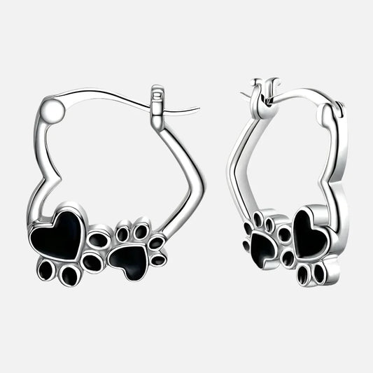 Boucles D'oreilles Avec Cœur et Émail Noir.