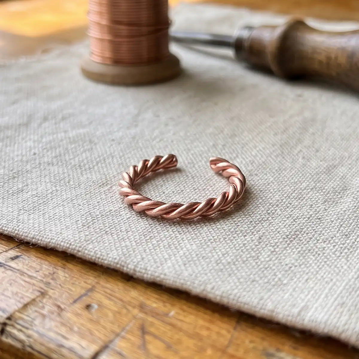 Anillo tensor de cobre