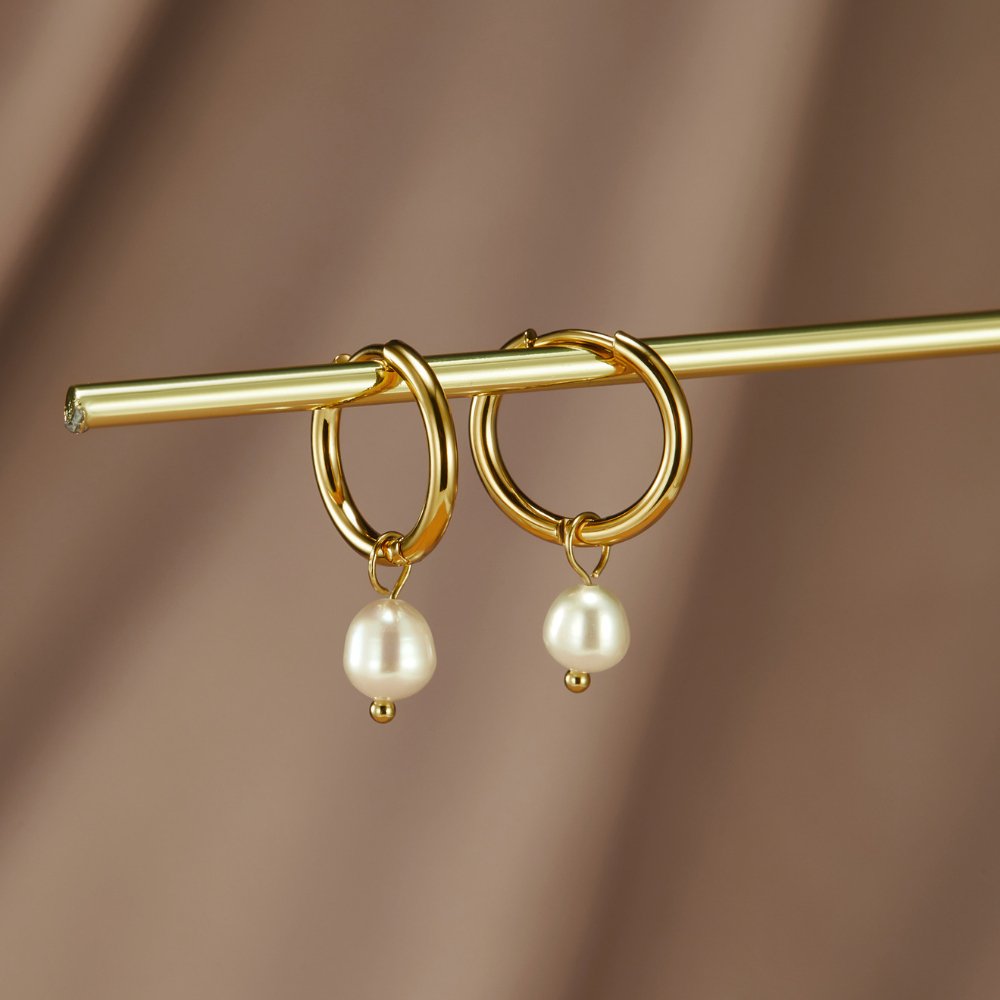 Créoles en perles classiques
