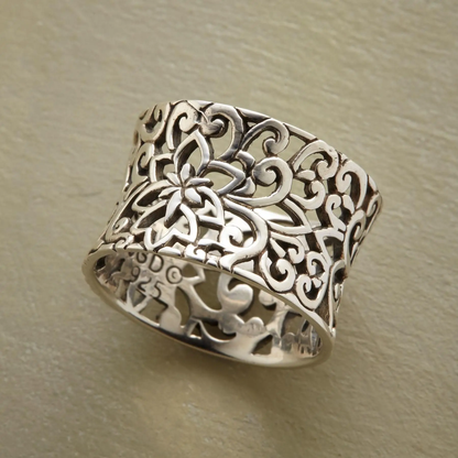 Bonnie - Bague Creuse en Argent Vintage