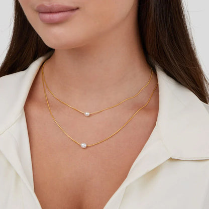Collier en perles superposées raffiné