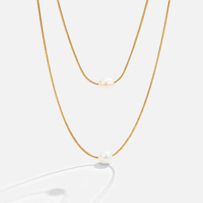 Collier en perles superposées raffiné