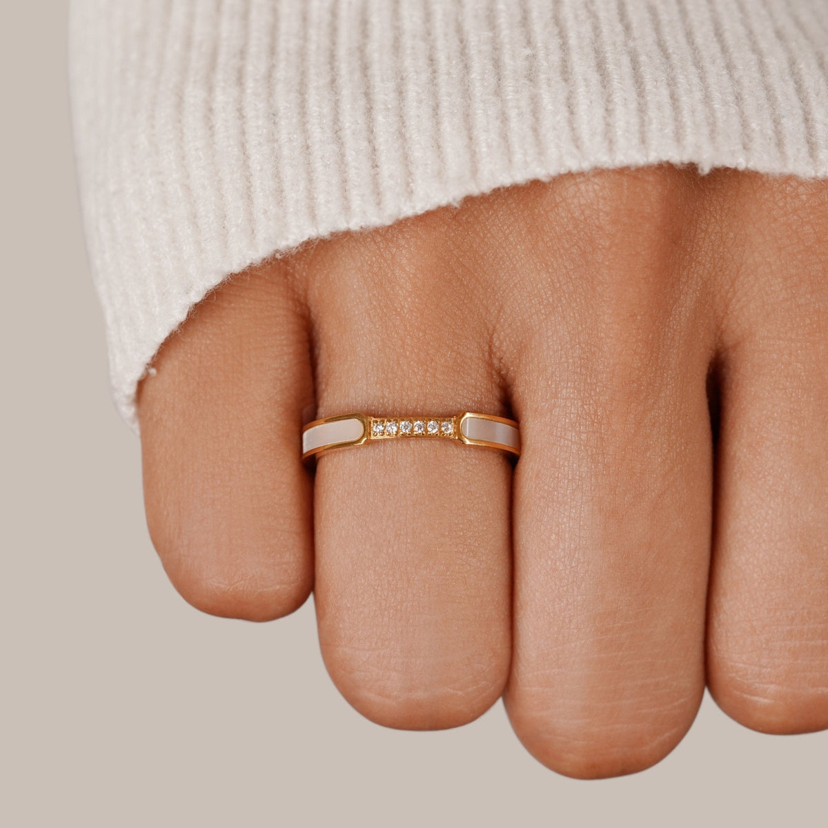 Unité - Bague en perles et cristaux