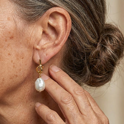 Boucles d'oreilles en perles nouées avec élégance